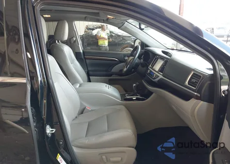 2015 Toyota Highlander Limited Platinum V6 from USA, damaged, VIN 5TDYKRFH7FS041200